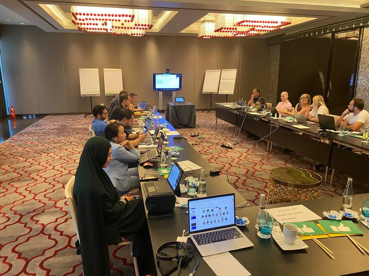 Revisando los resultados de cierre de 2021 y las perspectivas para 2022.